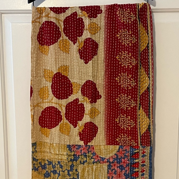 KANTHA SCARF REVERSIBLE TWO SIDED SARI HEAD WRAP DECOR LINEN SARONG - Picture 7 of 11